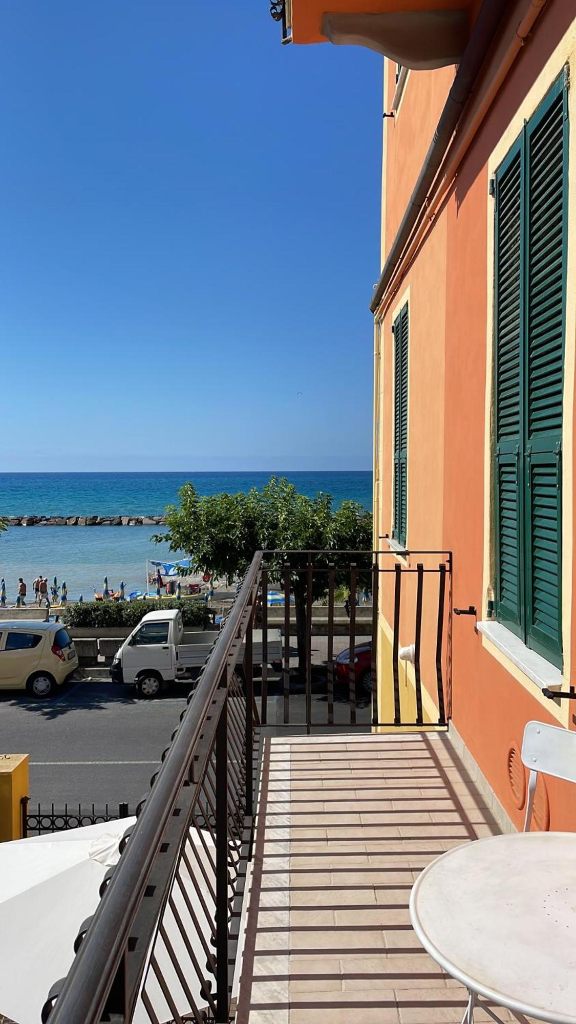 Casa Del Cardinale Apartment Santo Stefano al Mare Exterior foto